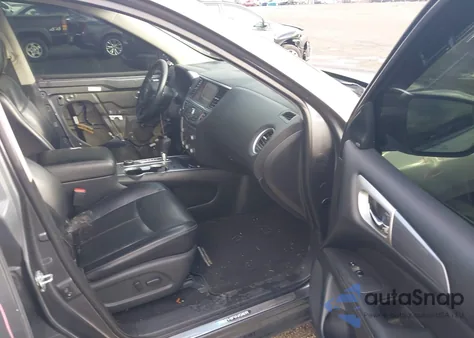 2018 Nissan Pathfinder Sl из США, поврежденный, VIN 5N1DR2MM8JC649136